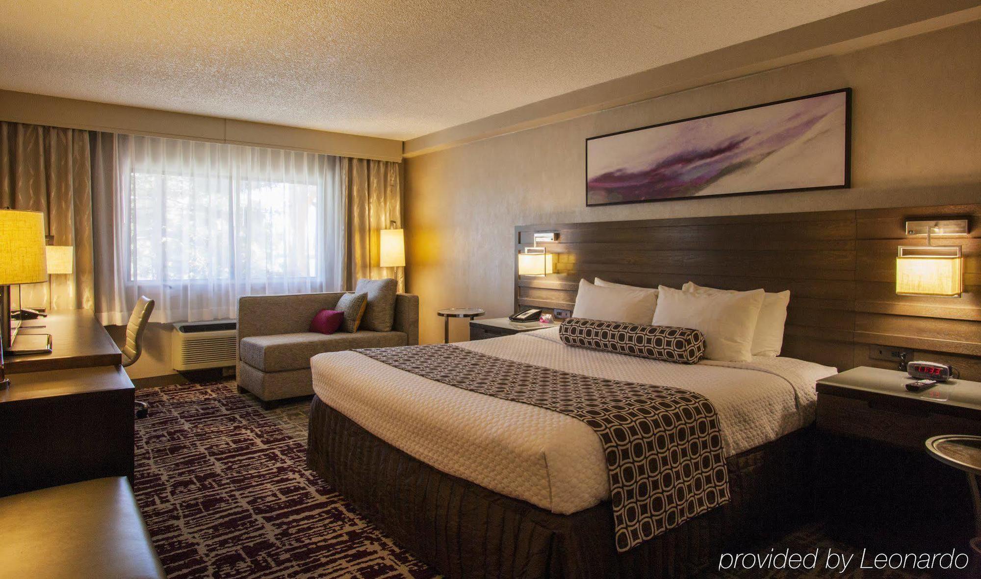 Crowne Plaza Silicon Valley North - Union Union City